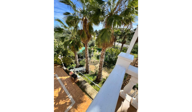 Resale - Villa - Cautivador - Inland