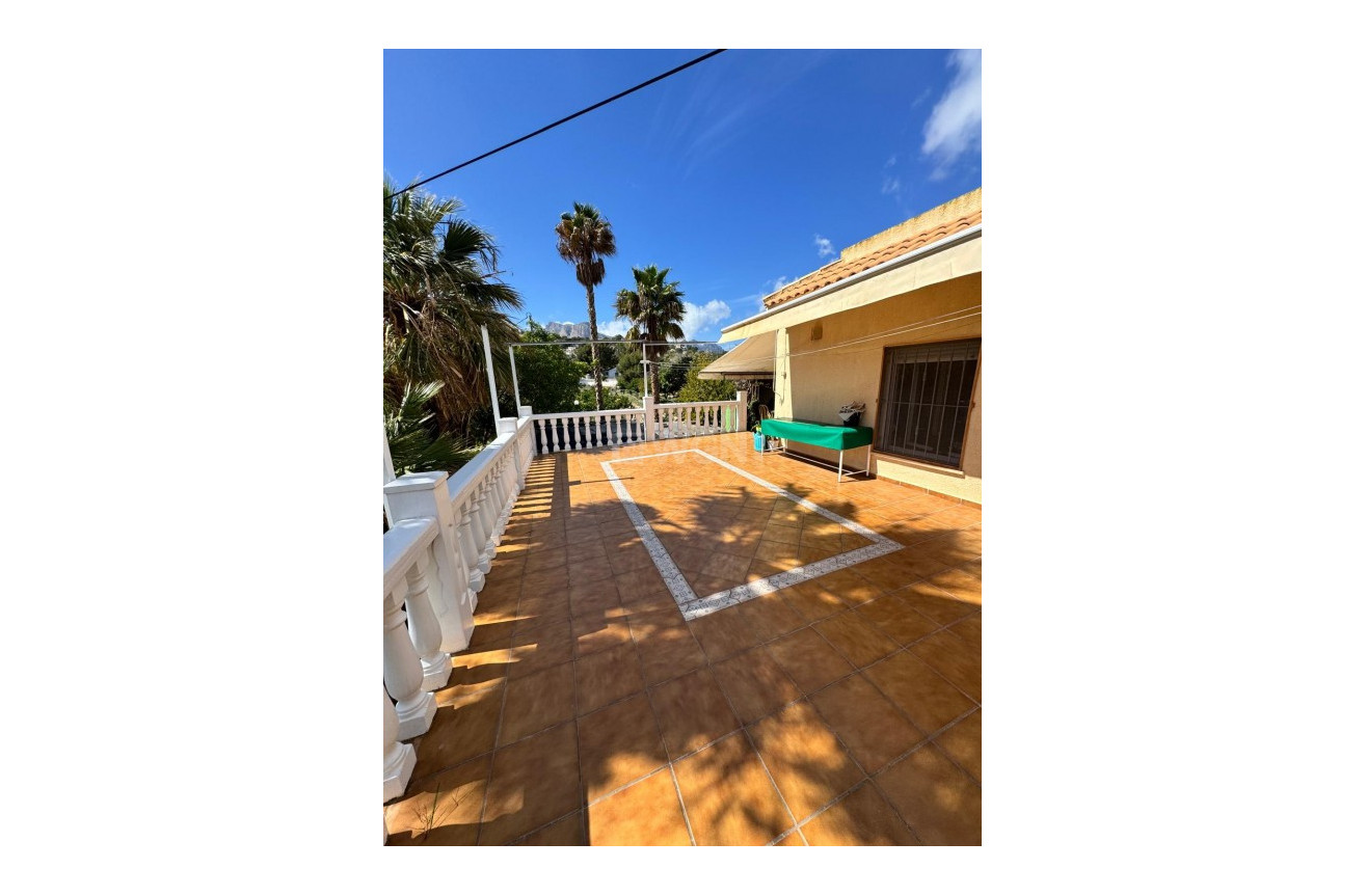 Resale - Villa - Cautivador - Inland