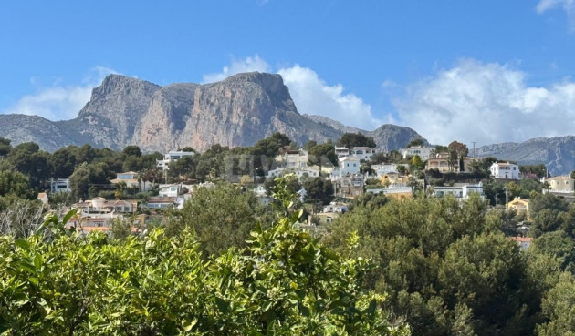 Resale - Villa - Cautivador - Inland