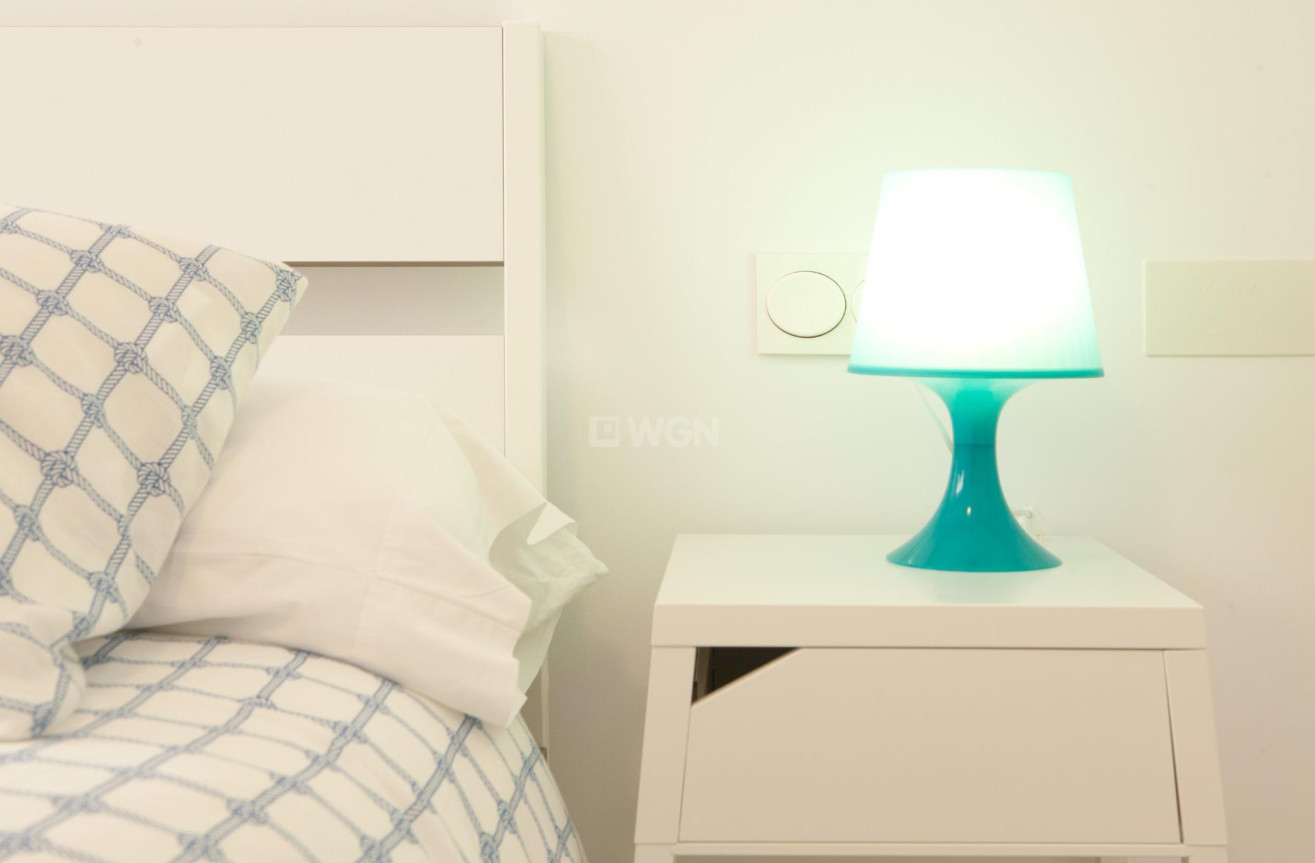 Odsprzedaż - Mieszkanie w bloku - Santa Pola - Centro