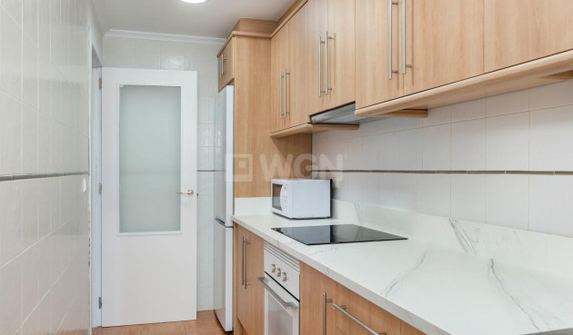 Odsprzedaż - Mieszkanie w bloku - Guardamar del Segura - Pueblo