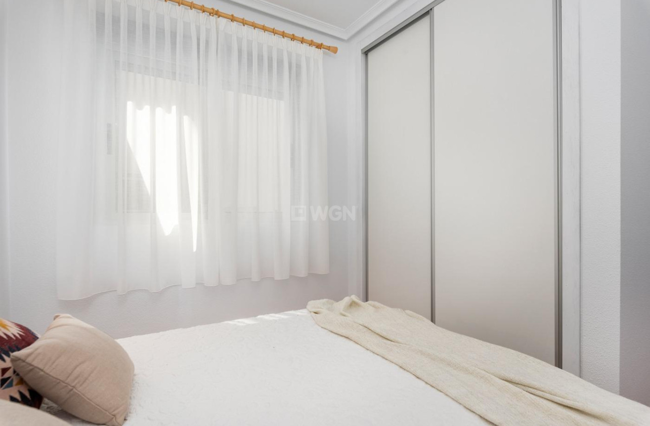 Odsprzedaż - Mieszkanie w bloku - Guardamar del Segura - Pueblo