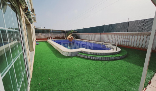 Resale - Villa - Torrevieja - La Siesta - El Salado - Torreta