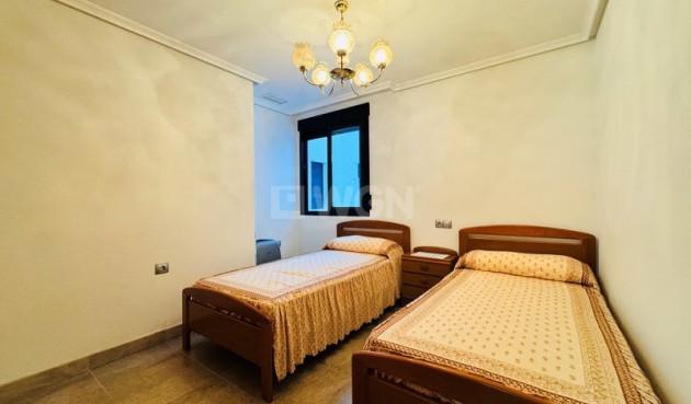 Wiederverkauf - Wohnung - La Mata - Costa Blanca