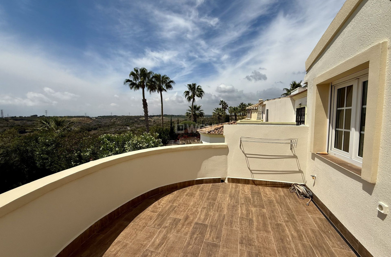 Reventa - Villa - Orihuela Costa - Costa Blanca