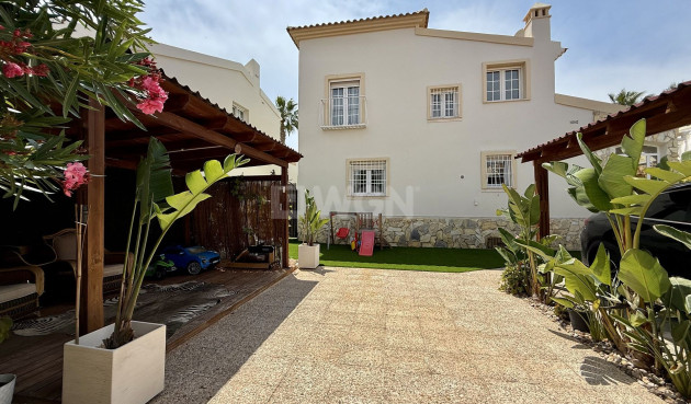 Reventa - Villa - Orihuela Costa - Costa Blanca