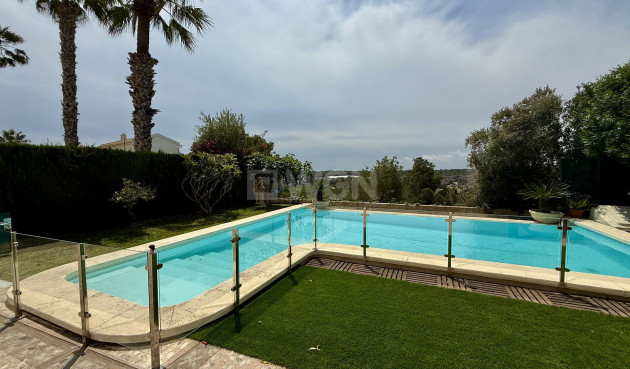 Reventa - Villa - Orihuela Costa - Costa Blanca