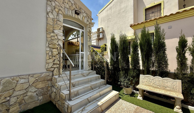 Reventa - Villa - Orihuela Costa - Costa Blanca