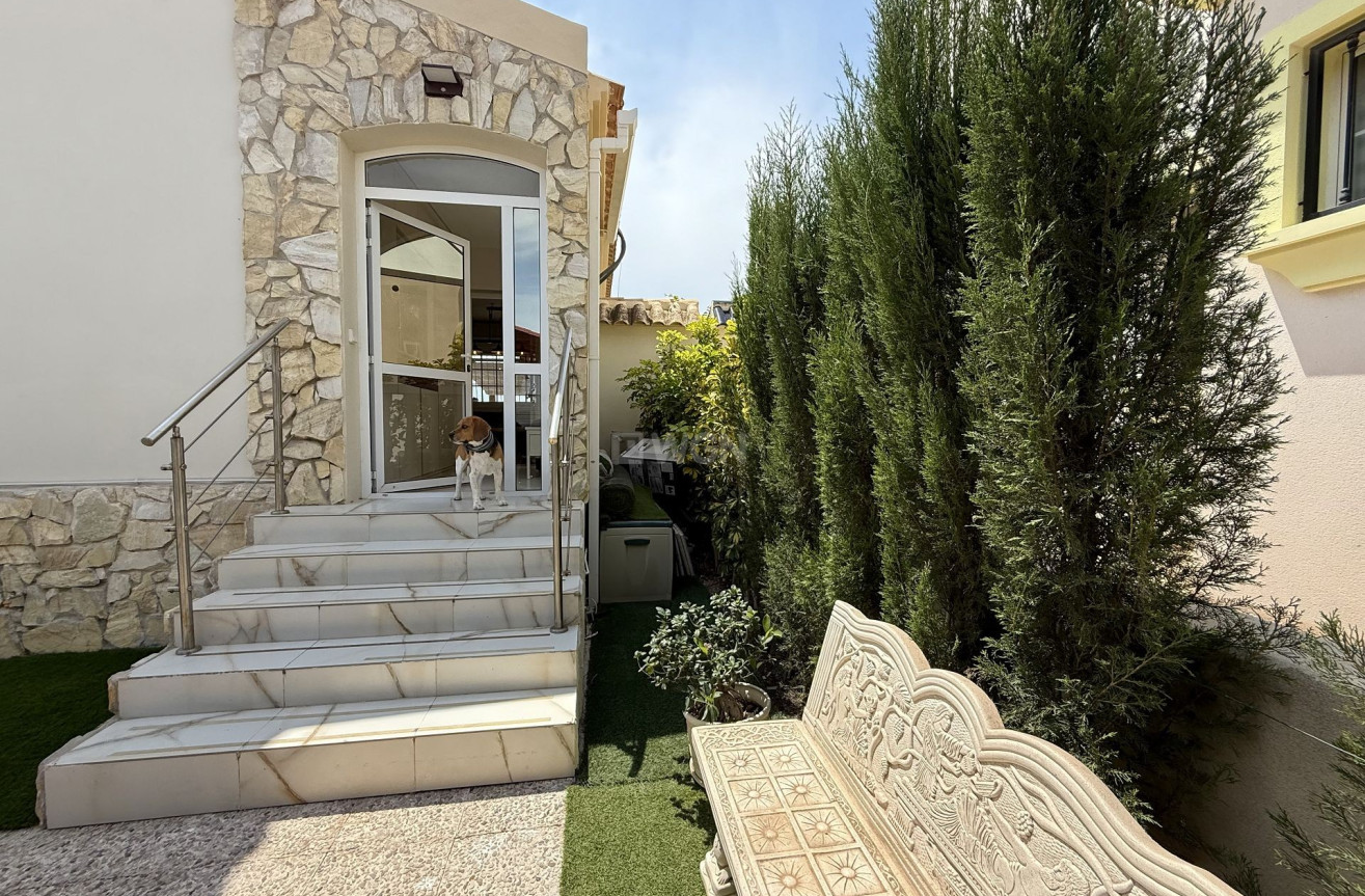 Reventa - Villa - Orihuela Costa - Costa Blanca