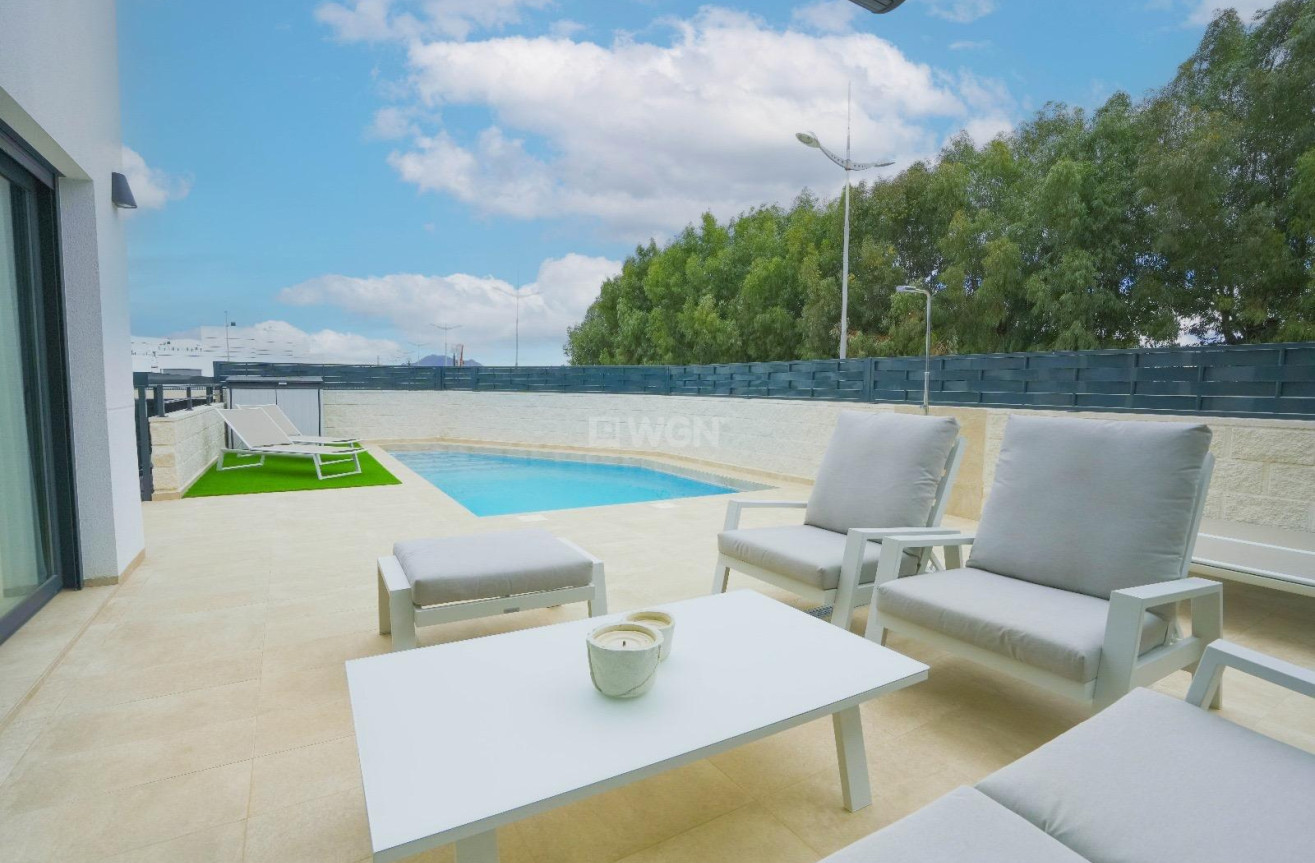 Reventa - Villa - Dolores