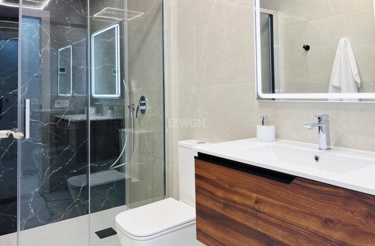 Resale - Apartment / flat - Torrevieja - Playa del Cura