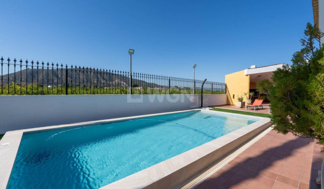 Wiederverkauf - Villa - Orihuela - Orihuela Ciudad