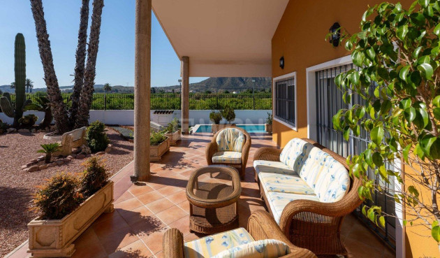 Wiederverkauf - Villa - Orihuela - Orihuela Ciudad