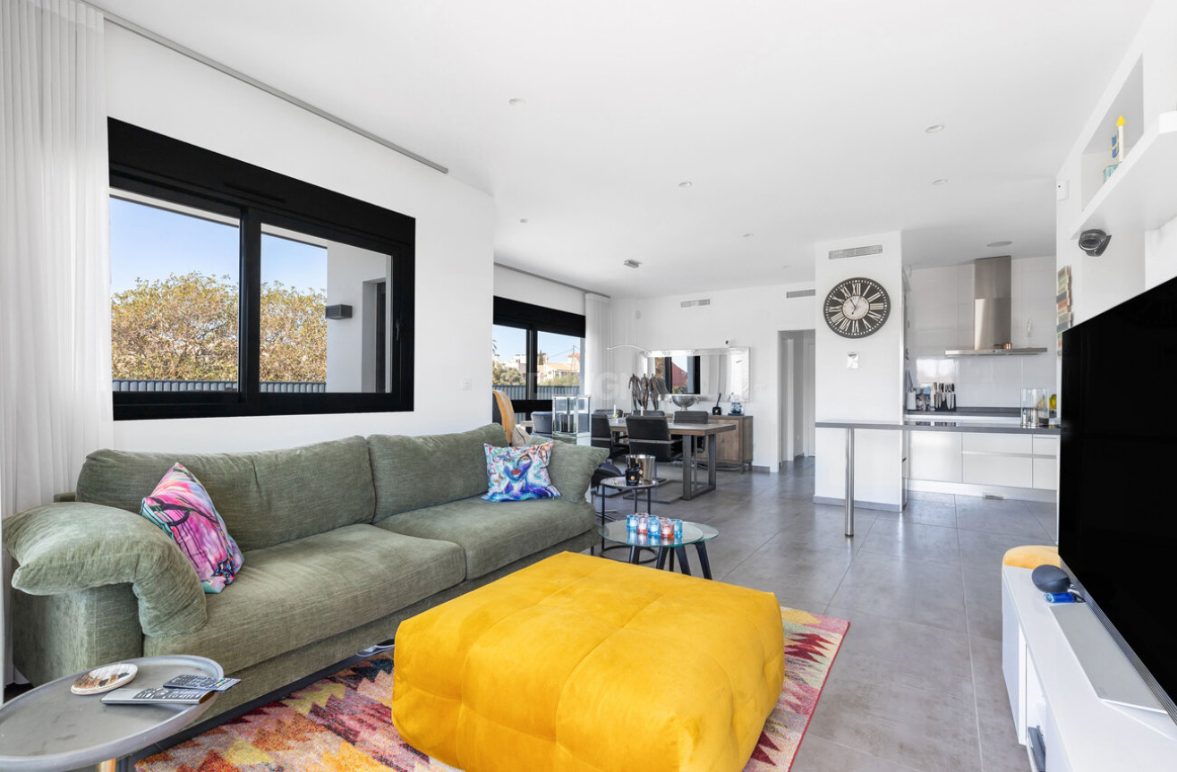 Wiederverkauf - Villa - Torrevieja - Rosaleda