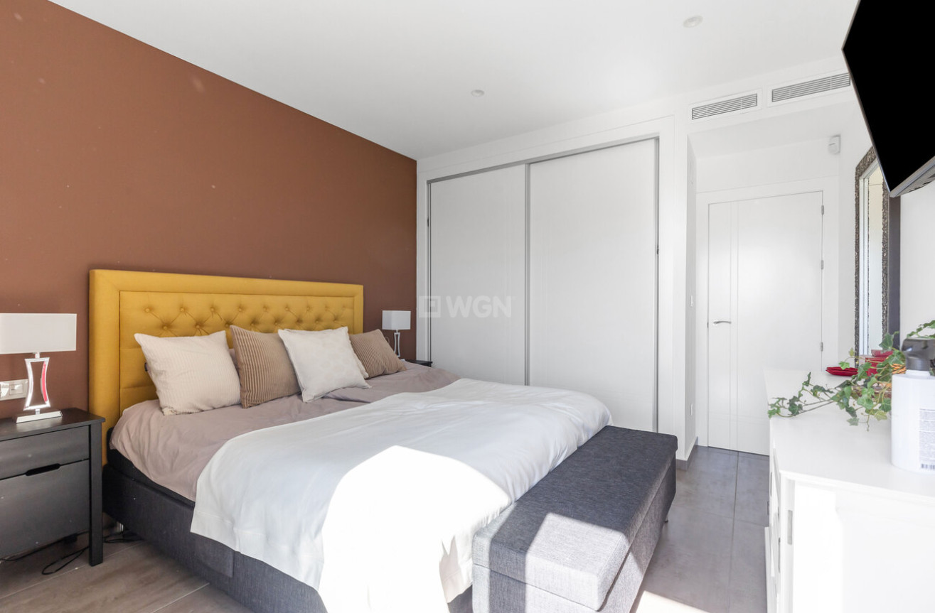 Wiederverkauf - Villa - Torrevieja - Rosaleda