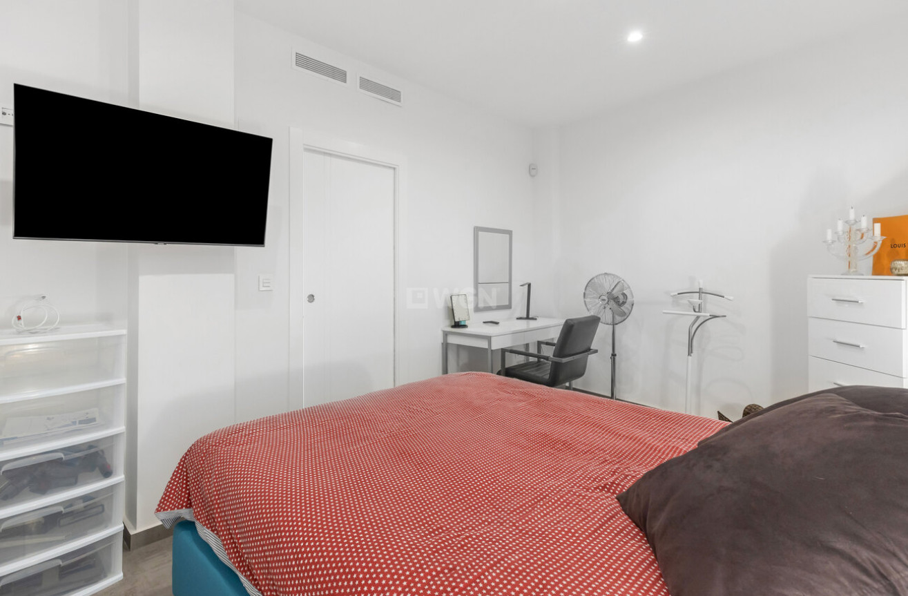 Wiederverkauf - Villa - Torrevieja - Rosaleda