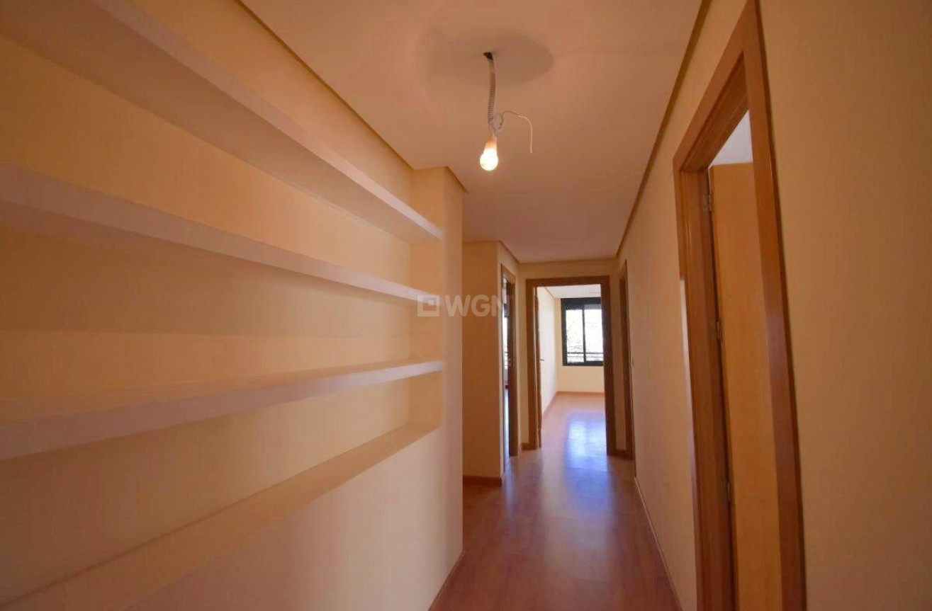 Odsprzedaż - Mieszkanie w bloku - Torrevieja - Centro - Muelle Pesquero