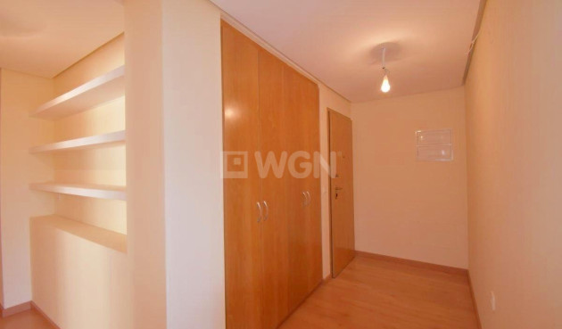 Odsprzedaż - Mieszkanie w bloku - Torrevieja - Centro - Muelle Pesquero