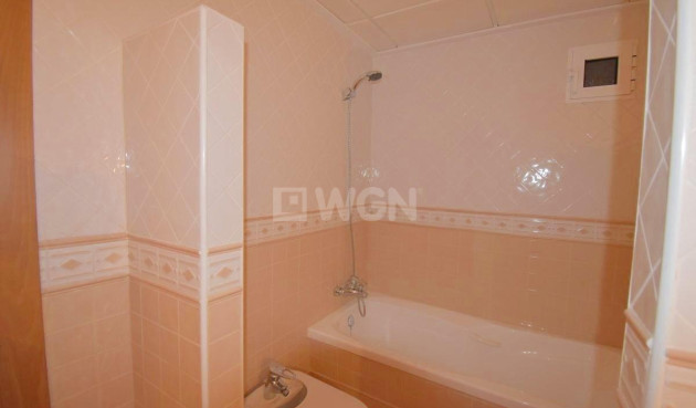 Odsprzedaż - Mieszkanie w bloku - Torrevieja - Centro - Muelle Pesquero