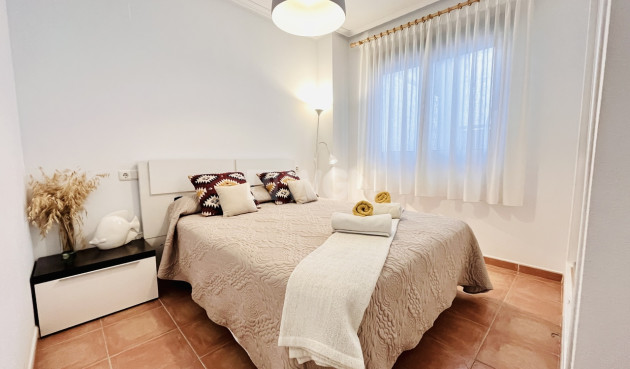 Odsprzedaż - Mieszkanie w bloku - Guardamar del Segura - Costa Blanca