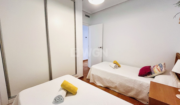 Odsprzedaż - Mieszkanie w bloku - Guardamar del Segura - Costa Blanca