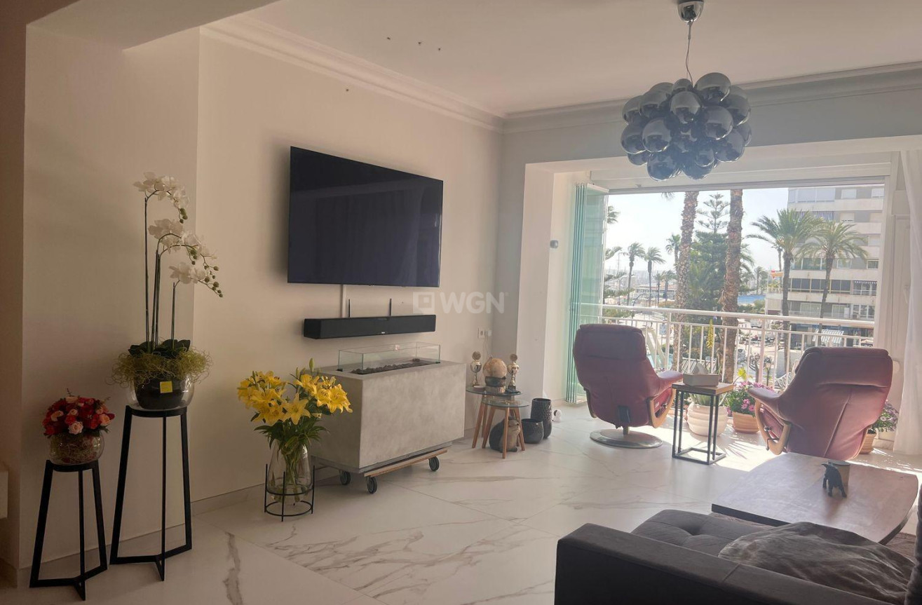 Reventa - Apartamento / piso - Torrevieja