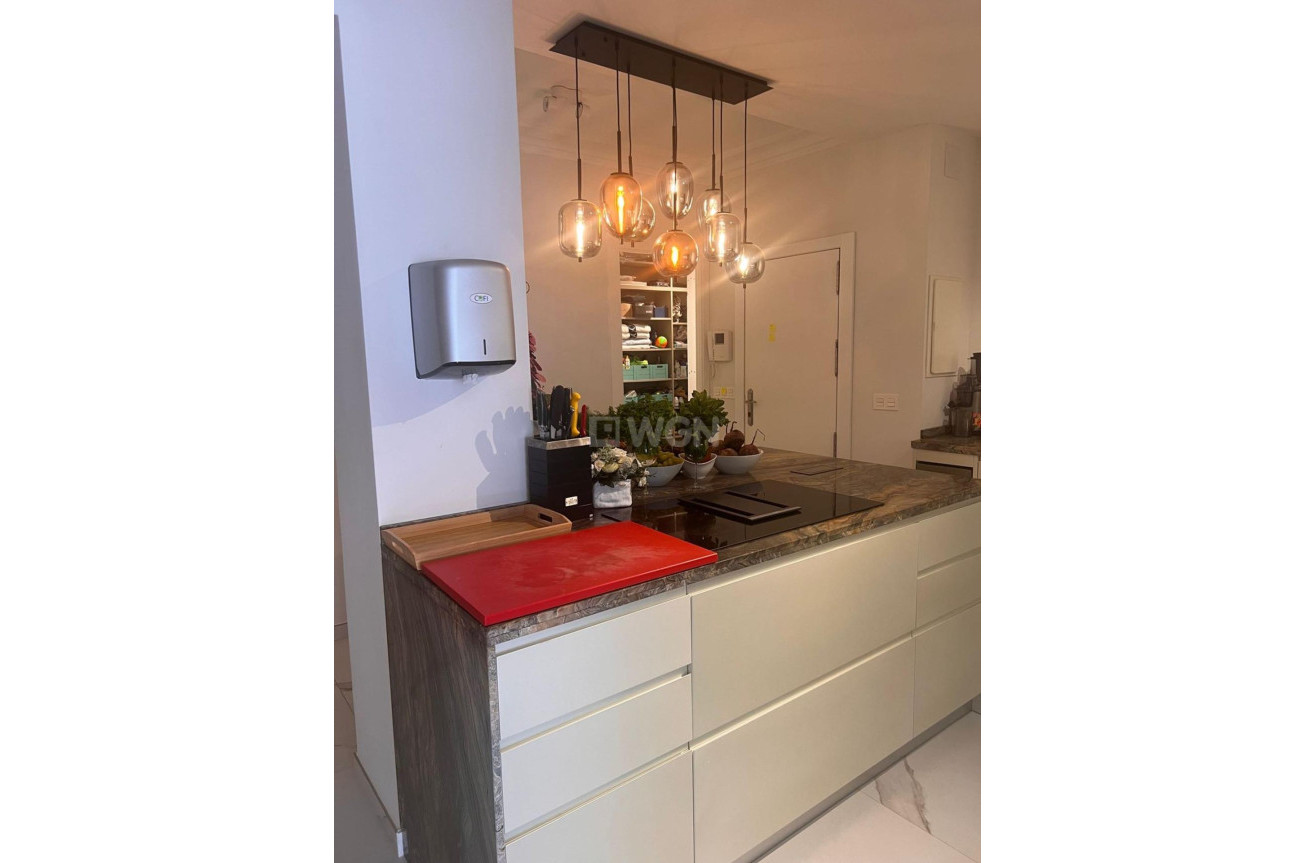 Reventa - Apartamento / piso - Torrevieja