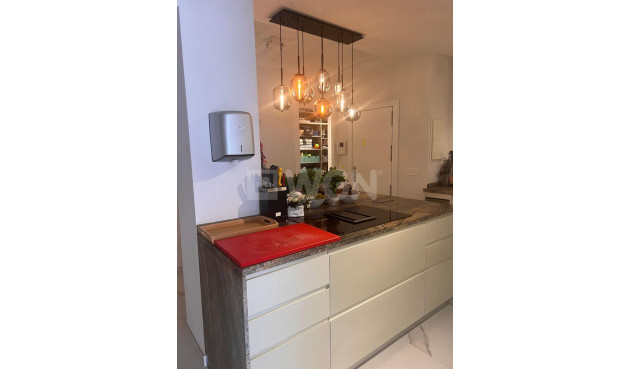 Reventa - Apartamento / piso - Torrevieja