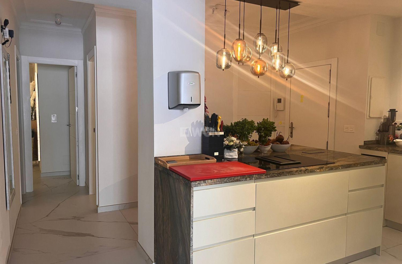 Reventa - Apartamento / piso - Torrevieja