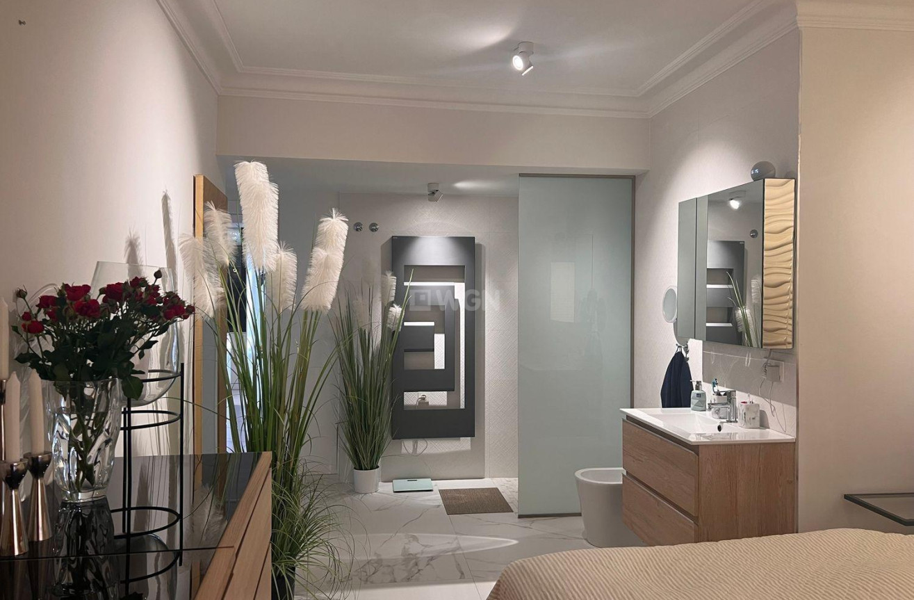 Reventa - Apartamento / piso - Torrevieja