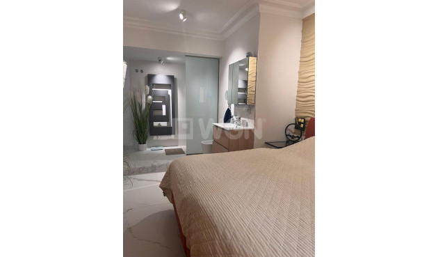 Reventa - Apartamento / piso - Torrevieja