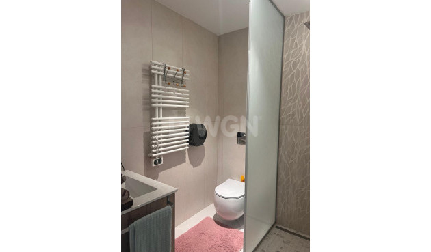 Reventa - Apartamento / piso - Torrevieja