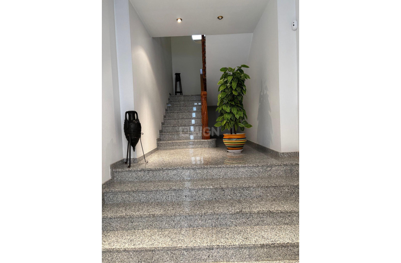 Odsprzedaż - Kamienica - Formentera del Segura - Pueblo 5