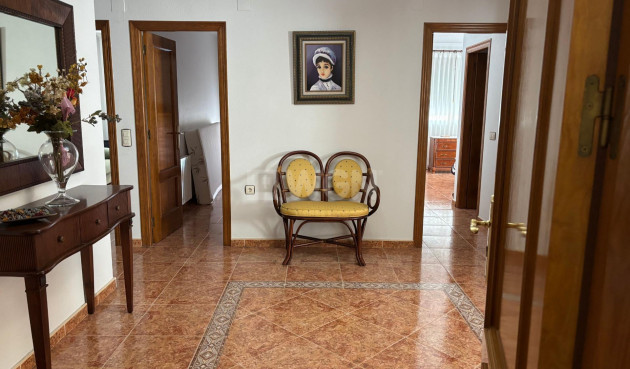 Odsprzedaż - Kamienica - Formentera del Segura - Pueblo 5