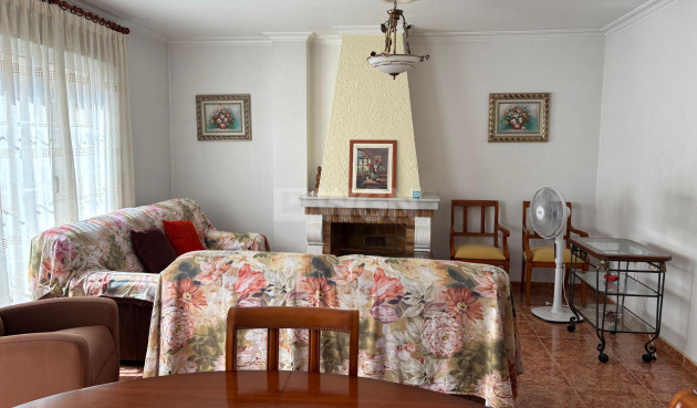 Odsprzedaż - Kamienica - Formentera del Segura - Pueblo 5