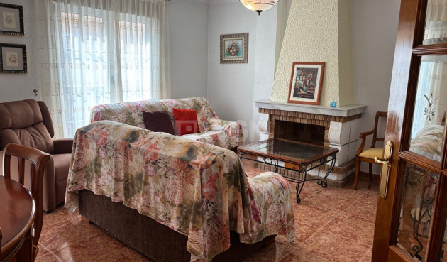 Odsprzedaż - Kamienica - Formentera del Segura - Pueblo 5