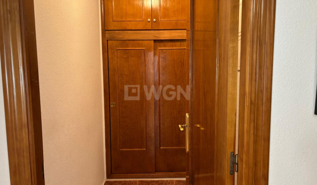 Odsprzedaż - Kamienica - Formentera del Segura - Pueblo 5