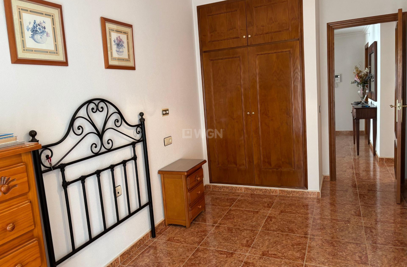 Odsprzedaż - Kamienica - Formentera del Segura - Pueblo 5