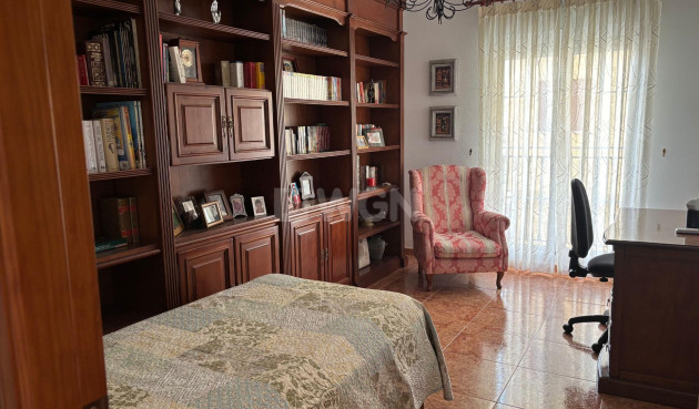 Odsprzedaż - Kamienica - Formentera del Segura - Pueblo 5