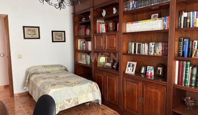 Odsprzedaż - Kamienica - Formentera del Segura - Pueblo 5