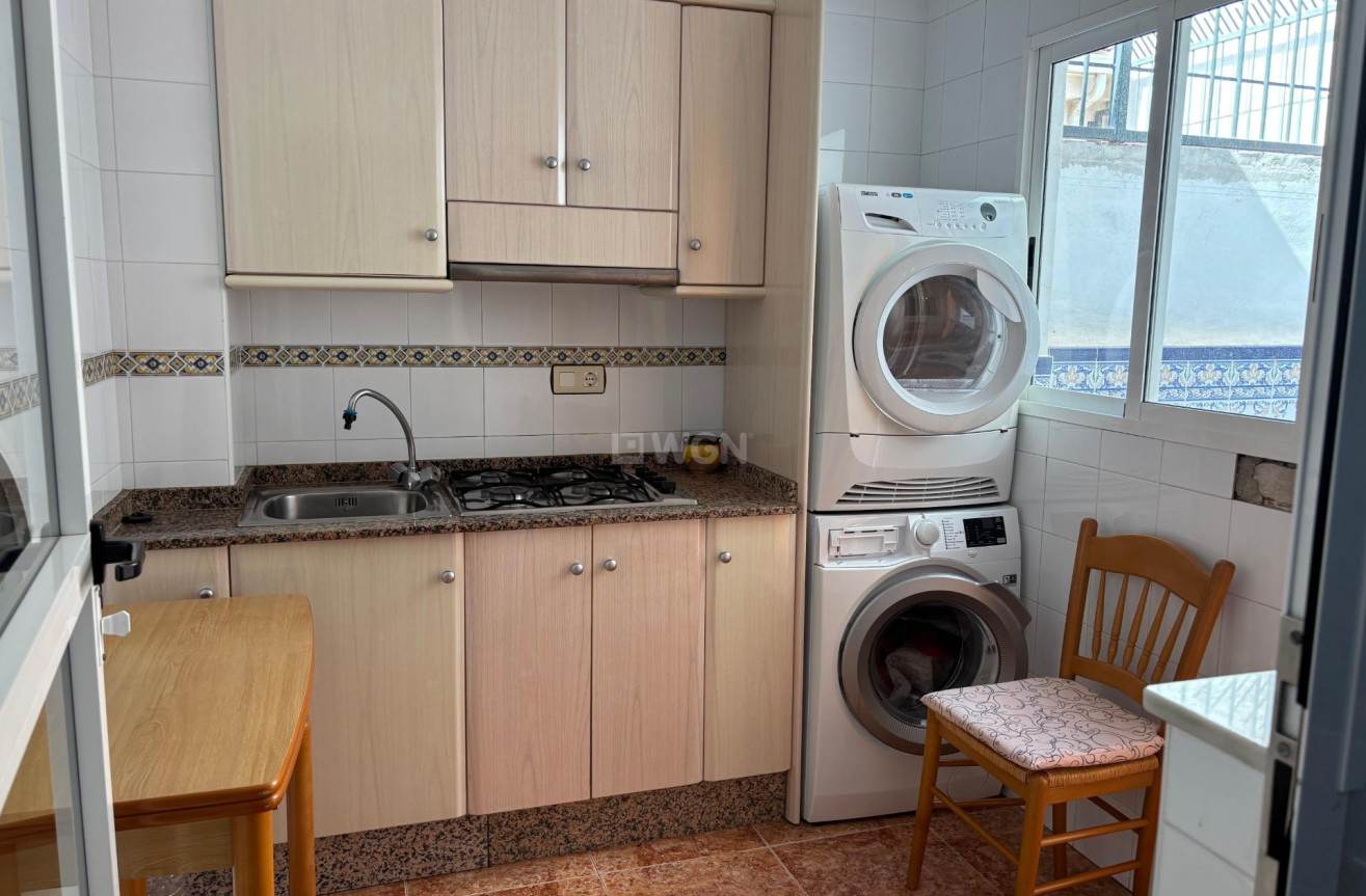 Odsprzedaż - Kamienica - Formentera del Segura - Pueblo 5