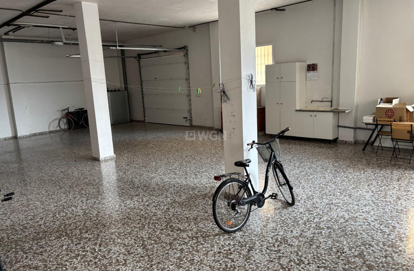 Odsprzedaż - Kamienica - Formentera del Segura - Pueblo 5