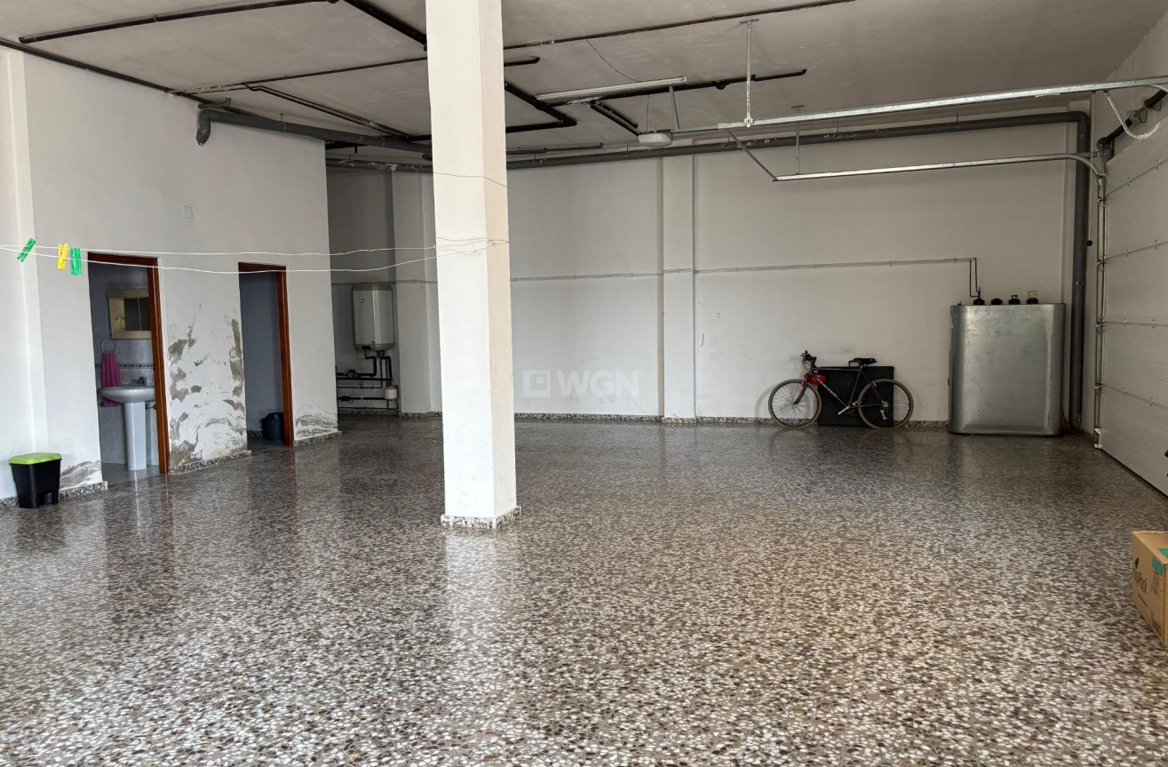 Odsprzedaż - Kamienica - Formentera del Segura - Pueblo 5