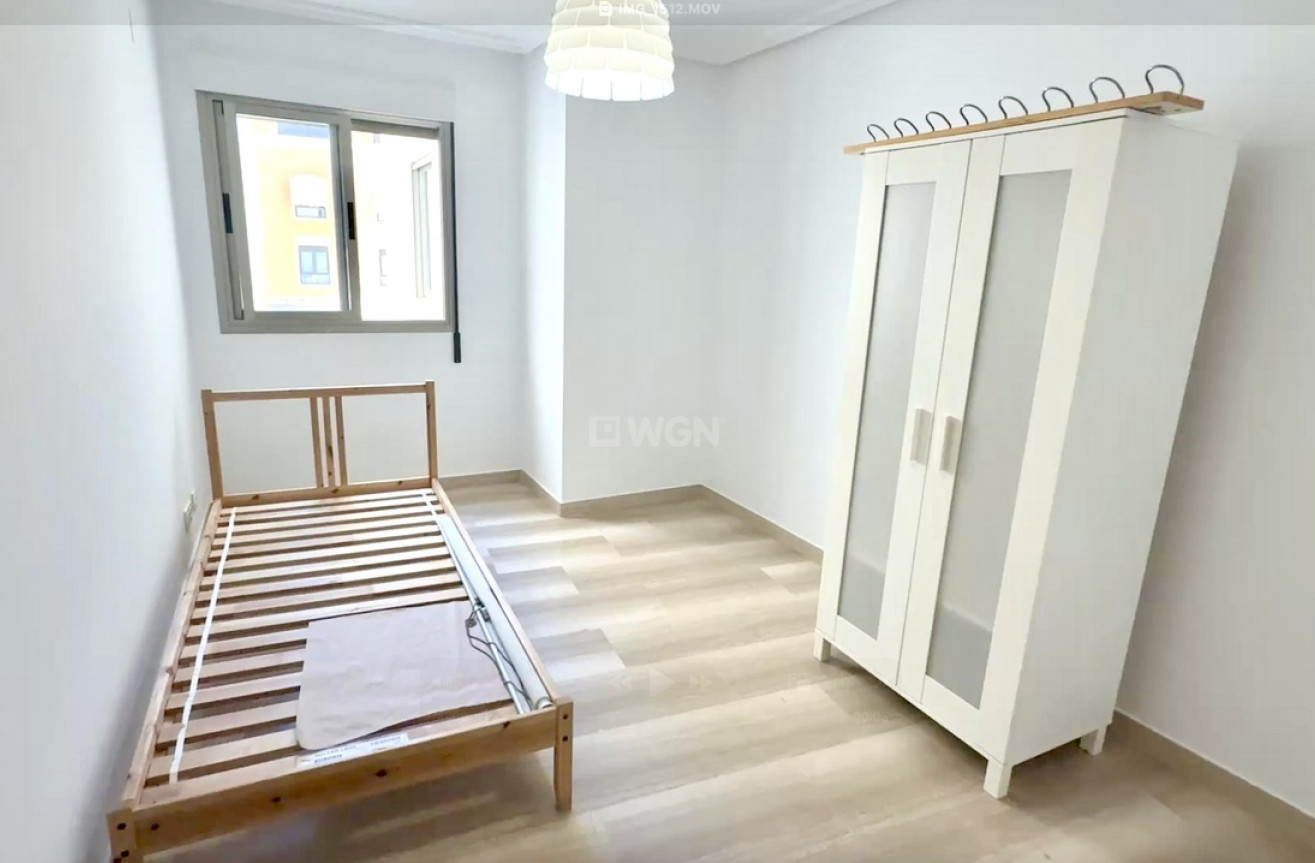 Odsprzedaż - Mieszkanie w bloku - Santa Pola - Costa Blanca