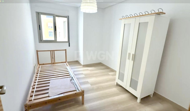 Odsprzedaż - Mieszkanie w bloku - Santa Pola - Costa Blanca