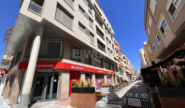 Odsprzedaż - Mieszkanie w bloku - Santa Pola - Costa Blanca