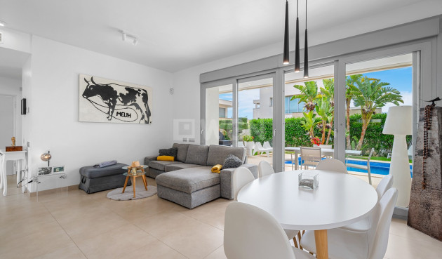 Odsprzedaż - Villa - Orihuela Costa - Costa Blanca