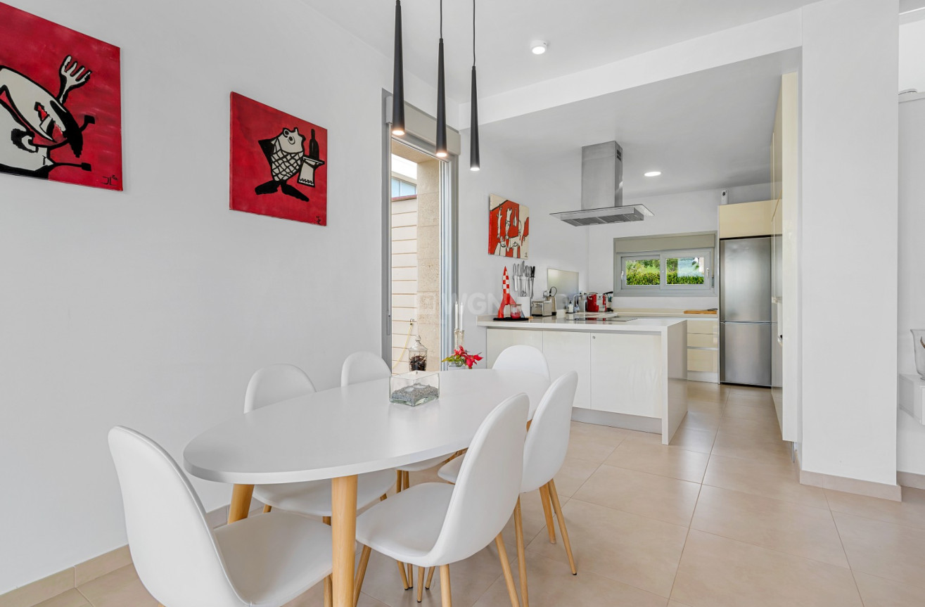 Odsprzedaż - Villa - Orihuela Costa - Costa Blanca