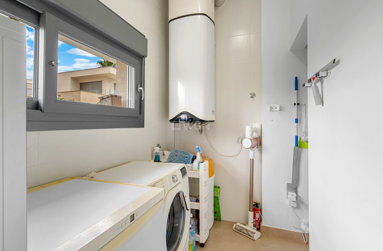 Odsprzedaż - Villa - Orihuela Costa - Costa Blanca