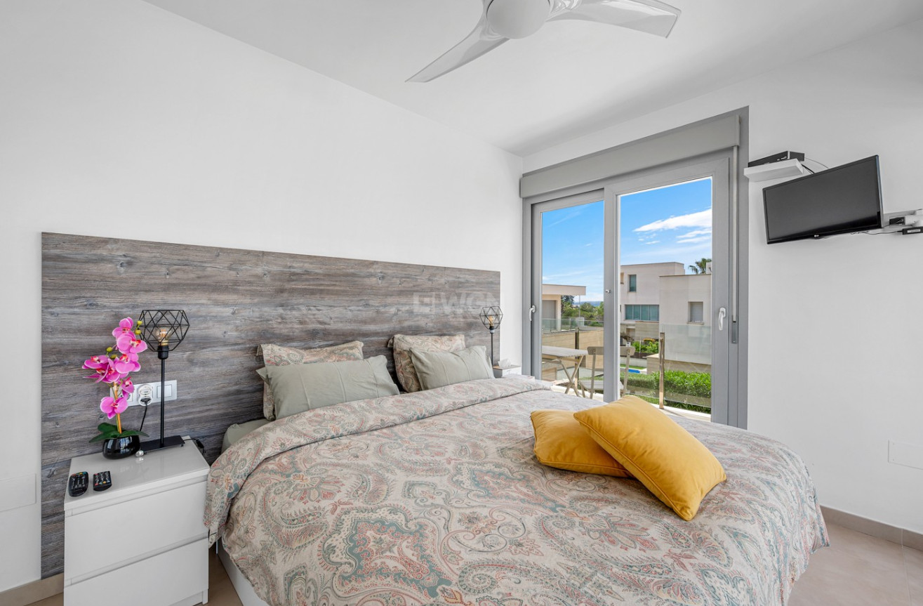 Odsprzedaż - Villa - Orihuela Costa - Costa Blanca